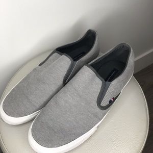 Tommy Hilfiger slip-ons